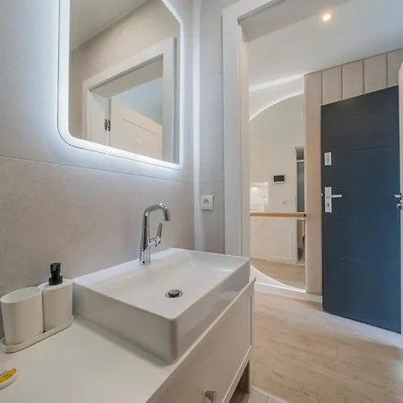 Maris Piastowska 210 Premium Standard Entrance 63 Jelitkowo With Terrace & Parking By Oneapartments